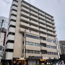 横浜東口ビルというオフィスビルがヒット